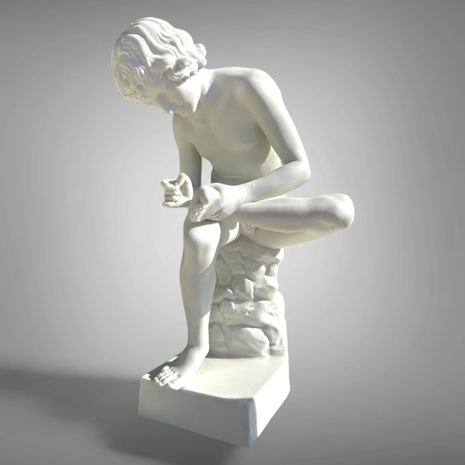 Figurine