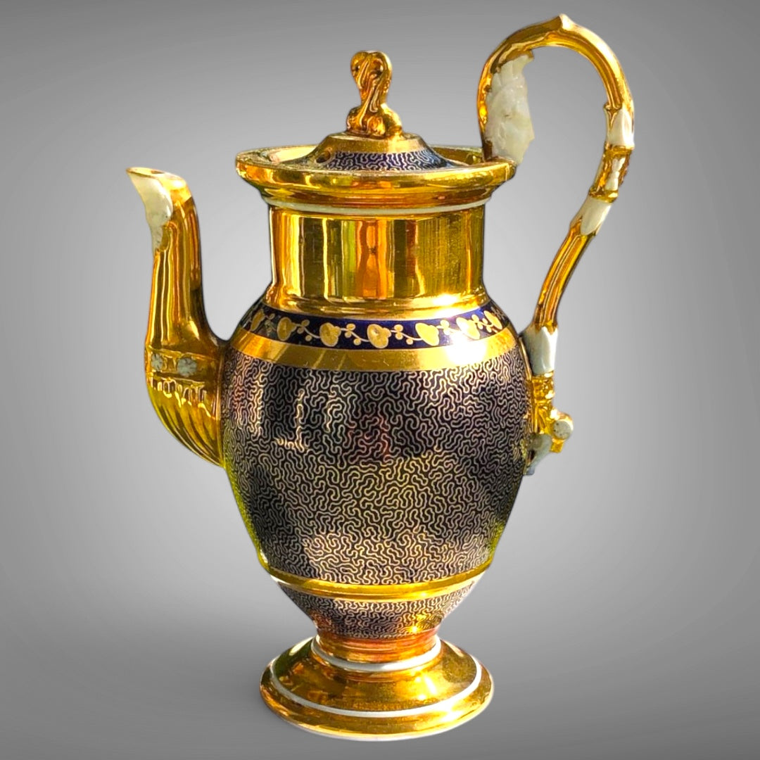 Coffee pot