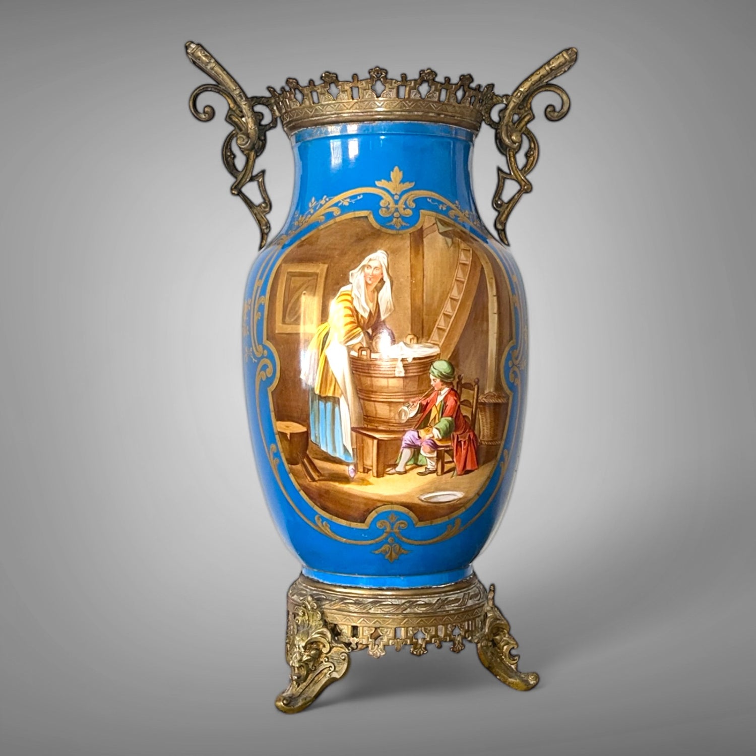 Vases / Basket Vases